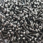 Fijaxe de aliaxe de titanio gr5 para parafuso industrial m4x10